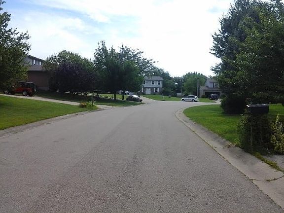 4th image of 7007 Brady Ct