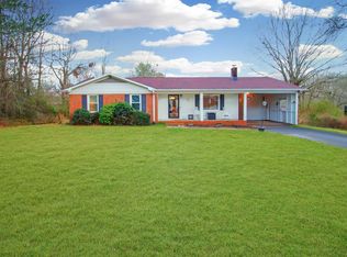 181 Peach St, Inman, SC 29349