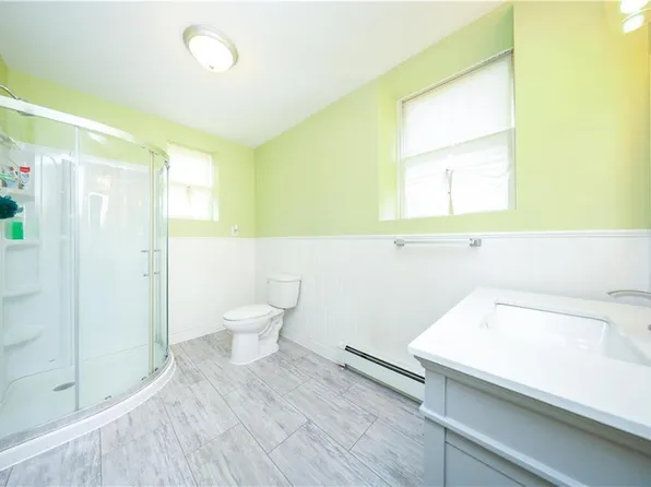 2492 Gerritsen Avenue image 17 of 29