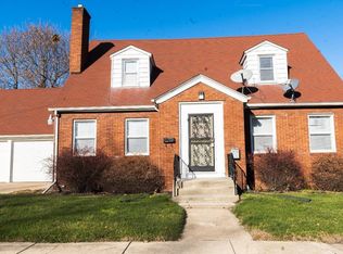 200 W 36th Ave, Gary, IN 46408