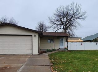 618 S Bryan Ave, North Platte, NE 69101