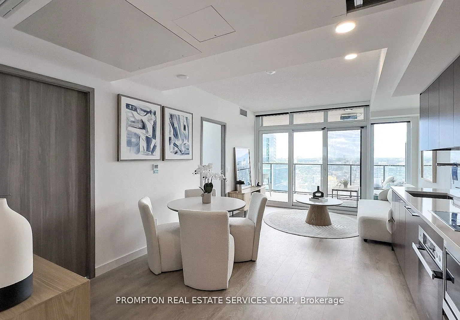 2 bed, $3,600 — Photo 2