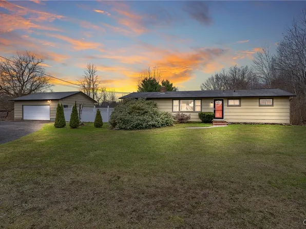9329 Oswego Rd, Phoenix, NY 13135