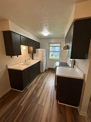 19 Linden St #1 — Photo 2