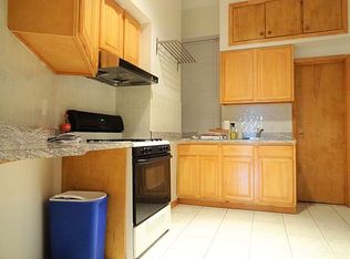 35 Henry St APT 3, New York, NY 10002