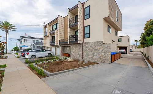 140 Acacia Ave #11 Photo 1