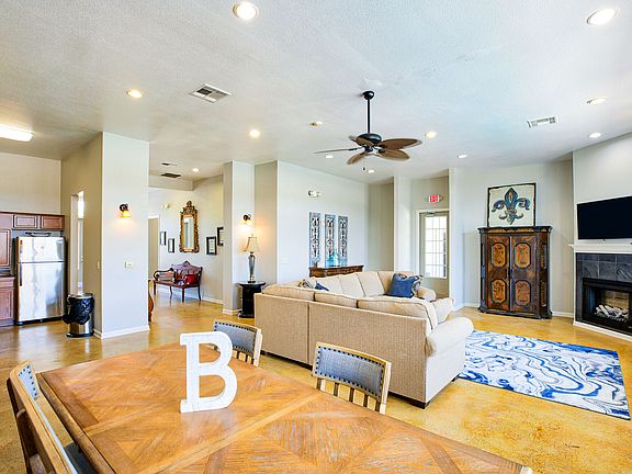 5th image of 2464 Talbot Ave #224