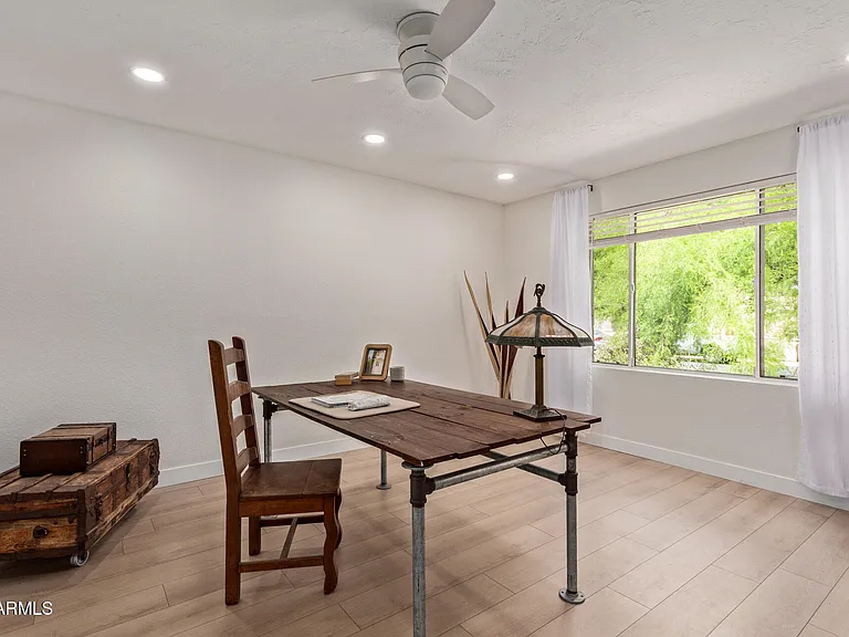 1347 W Lobo Ave — Photo 18