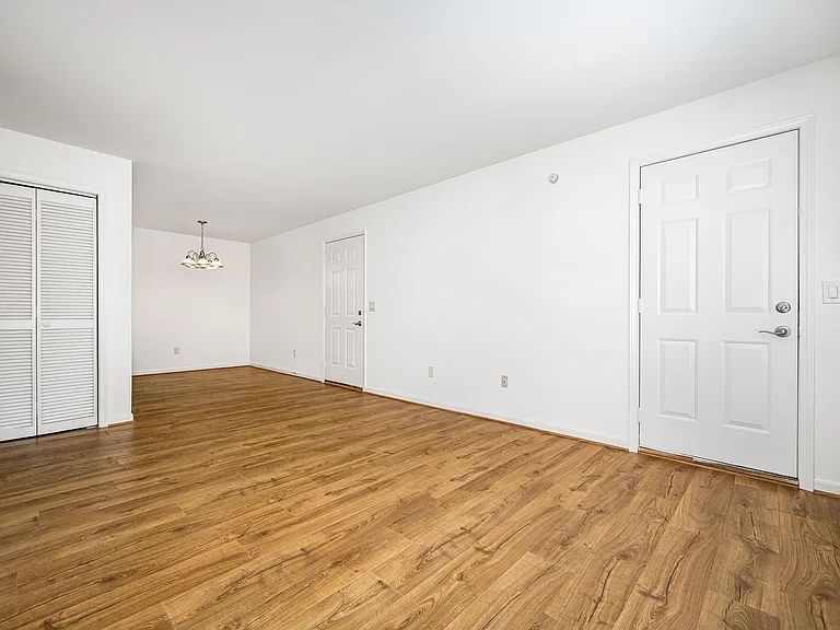 2122 Acklen Ave #5 — Photo 8