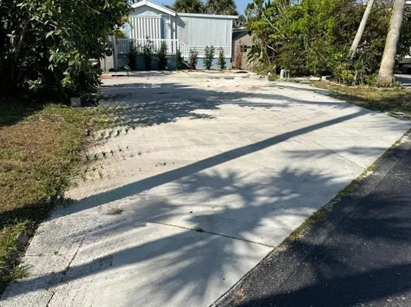 871 Osprey Lane, Hutchinson Island, FL 34949