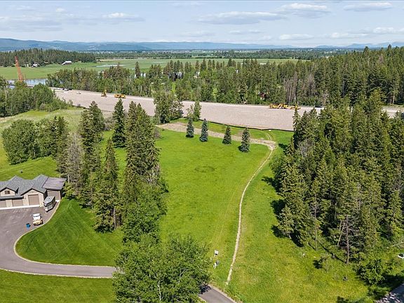 5th image of 338 Hanging Rock Dr