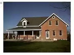 5842 Allen Rd, Little Suamico, WI 54141