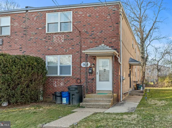 913 E Mermaid Ln, Glenside, PA 19038