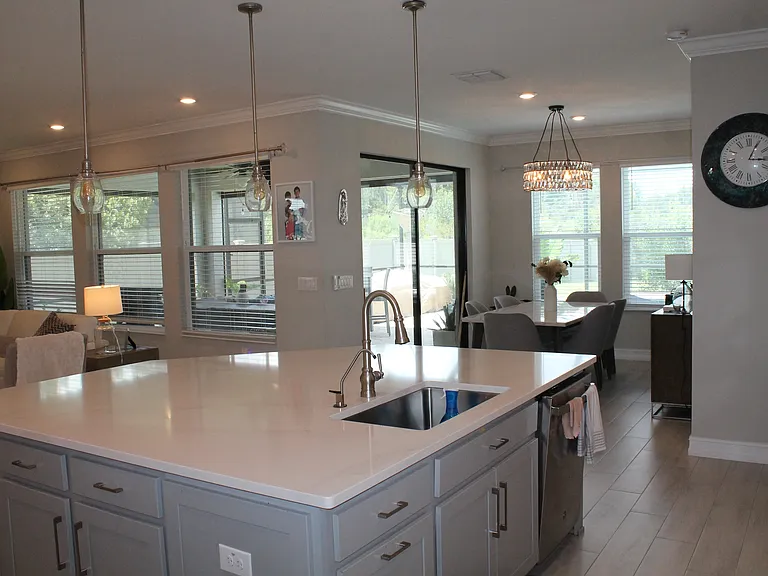 4856 Tivoli Dr — Photo 4