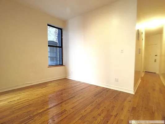 Rented by Sovereign Associates | media 6