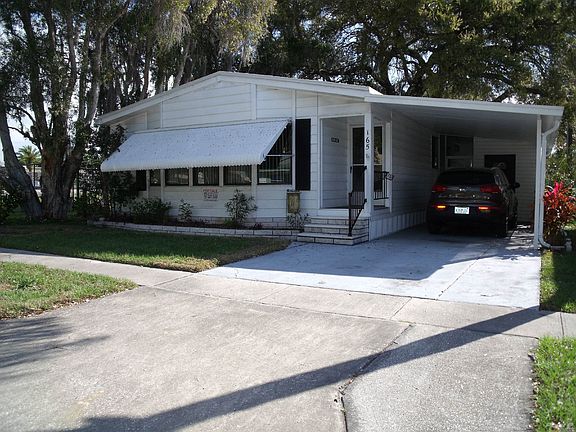 SIDE VIEW CARPORT