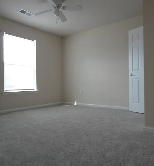 620 Leonard Ln — Photo 16