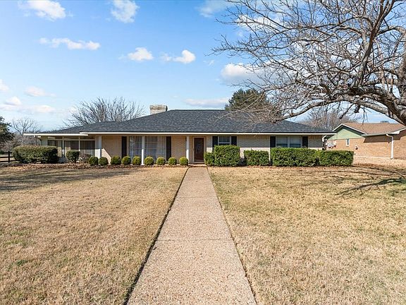 3rd image of 9313 Tree Lake Dr