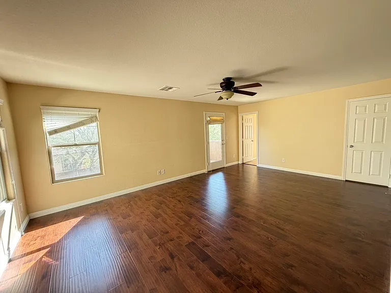 5450 Pinecroft Dr — Photo 16