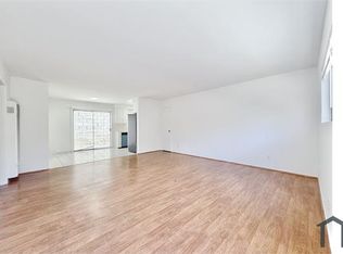 540 Hyde Park Pl APT 4, Inglewood, CA 90302
