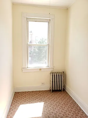 Rented by Astoria Realty | media 15