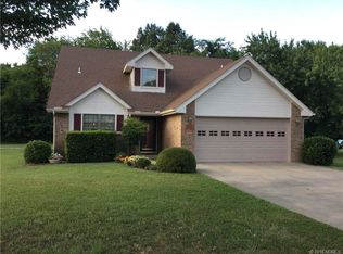 1115 Rolling Oaks Rd, Grove, OK 74344