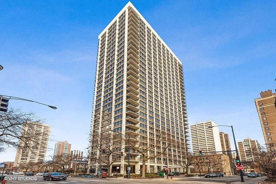 1st image of 88 W Schiller St APT 2908