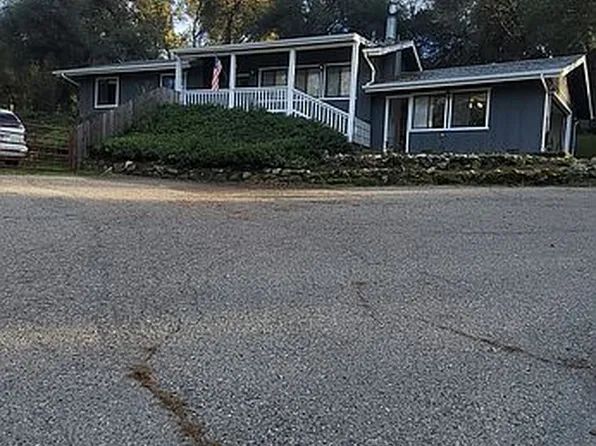 40879 Goldside Dr, Oakhurst, CA 93644