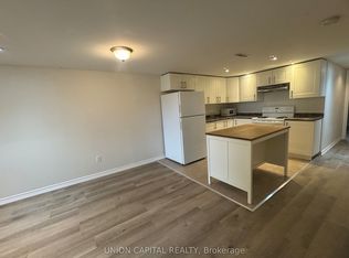 26 Blackthorne Ave #BASEMENT, Hamilton, ON L9A 4R8
