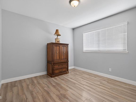 4th image of 4351 Frost Dr