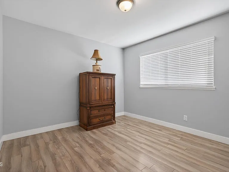 4351 Frost Dr — Photo 4