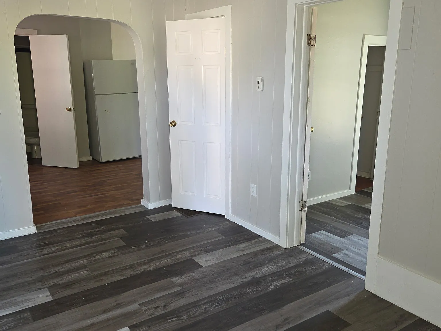 2 bed, $1,100 — Photo 2