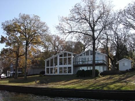1st image of 208 Latimer Dr