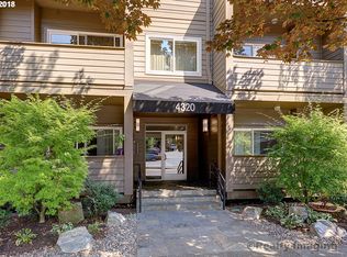4320 SW Corbett Ave APT 312, Portland, OR 97239