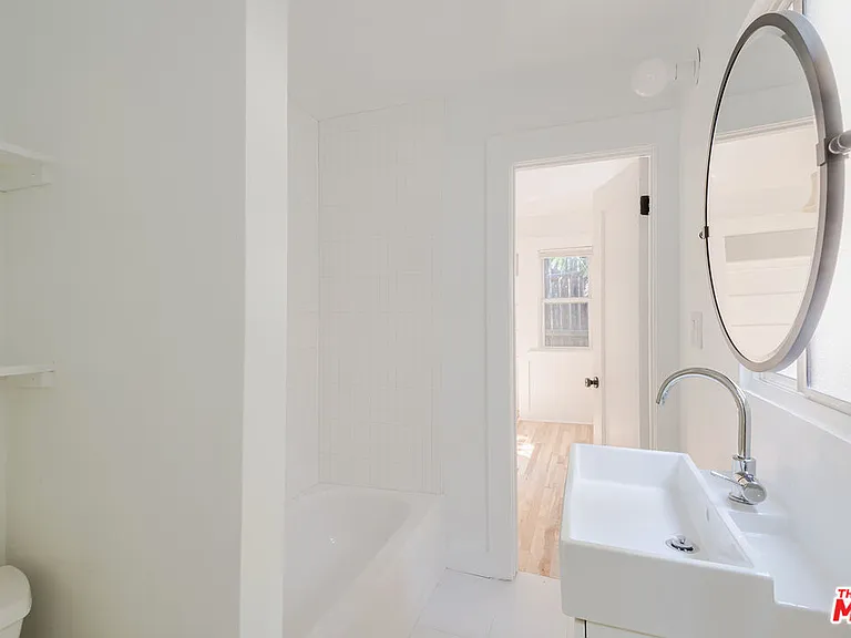 4013 Sunset Dr — Photo 10