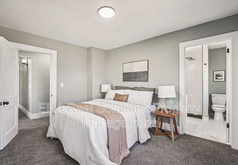 105 Rodgers Ave — Photo 28