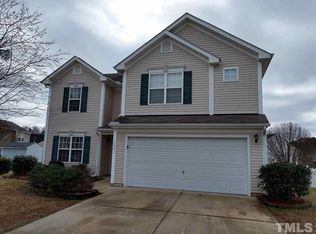 6001 Softwind Dr, Clayton, NC 27520