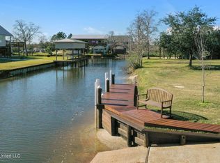 5075 Utah St, Bay Saint Louis, MS 39520