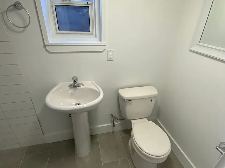 344 Delaware Ave #5 — Photo 8