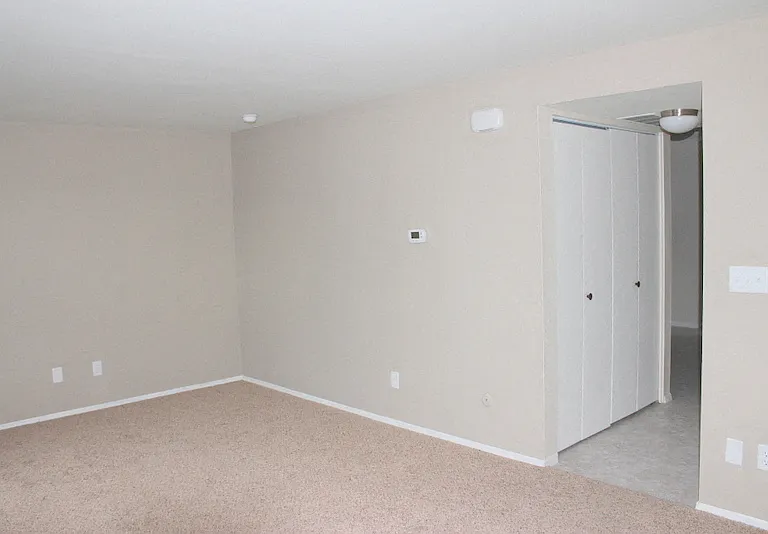 7927 Mount Hood Dr — Photo 4