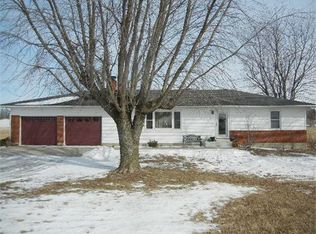 614 N Main St, New Cambria, MO 63558