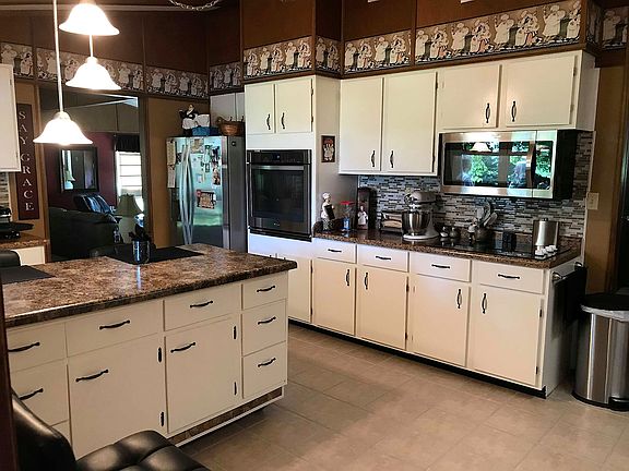 3rd image of 3506 1st St