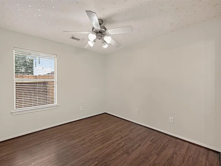 5006 Juniper Walk Ln — Photo 27