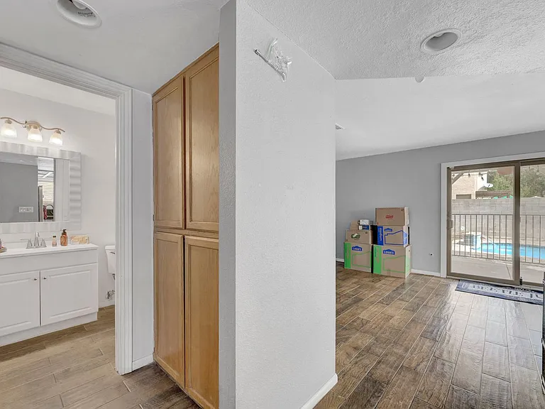 6644 Pepperidge Way — Photo 12