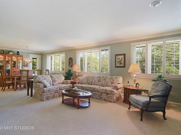 3rd image of 100 N Regency Dr E APT 301