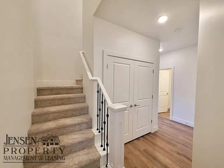 482 S Deep Creek Dr — Photo 7
