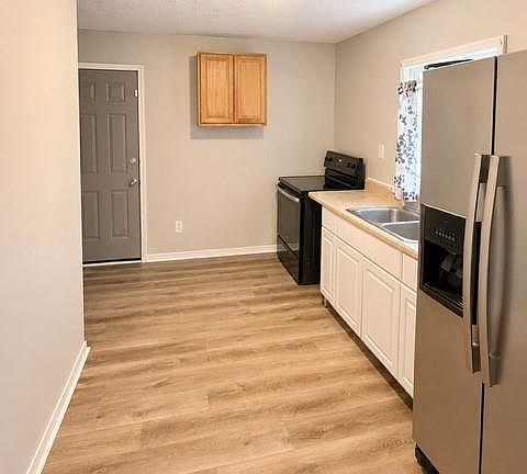 5th image of 328 Pursley St Unit B