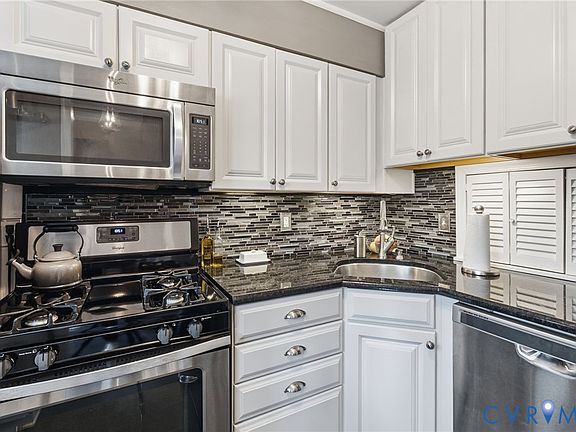 5th image of 401 W Hamilton #A