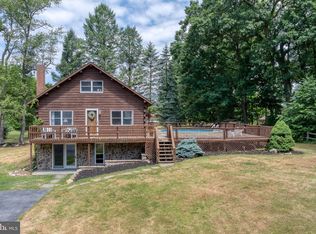 110 Southside Dr, Newville, PA 17241