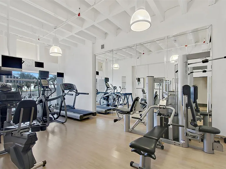 4925 Collins Ave #1A — Photo 22